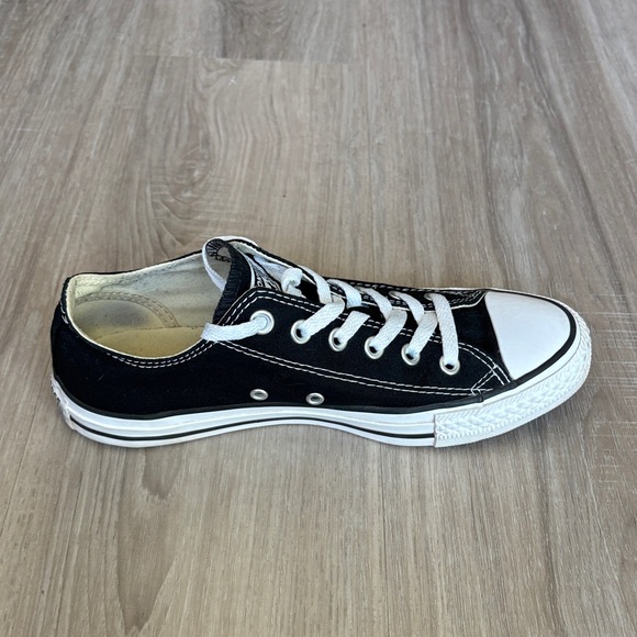 Converse Classic Black and White Low-Tops - Picture 7 of 11
